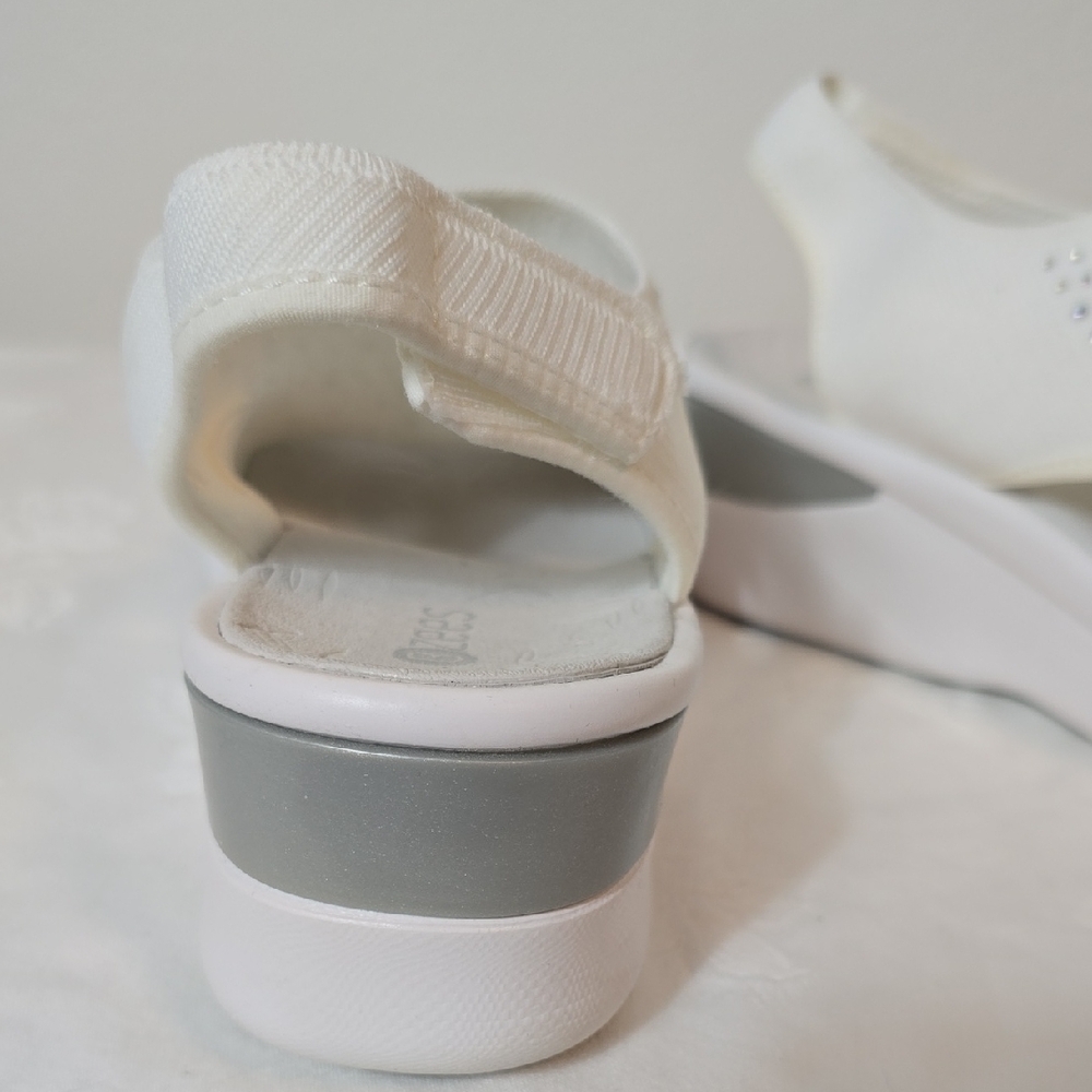Bzees White Rhinestone Slip-On Slingback Sandals - Picture 8 of 16